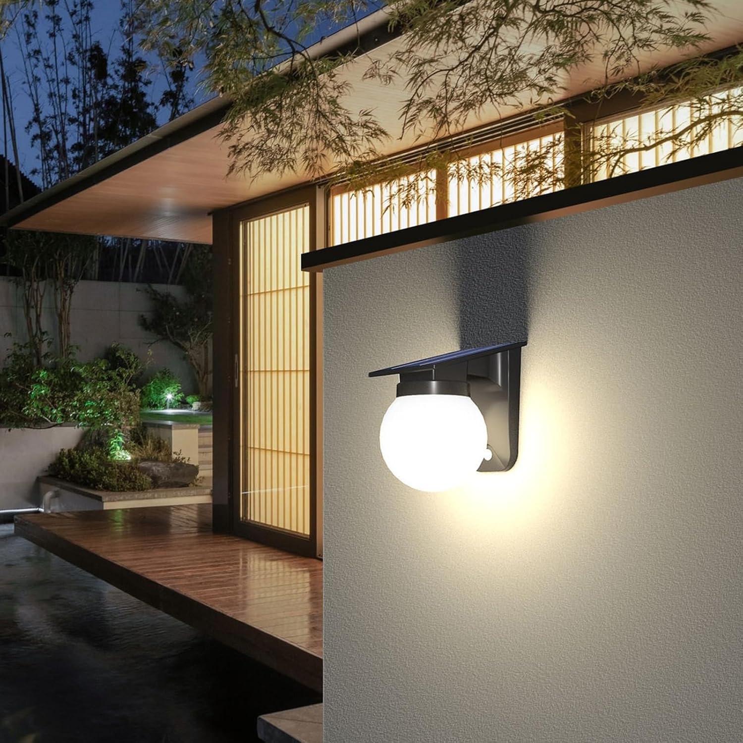 Zewnętrzne lampy ścienne Solar – Outdoor Lighting With Outlet recenzja i cena